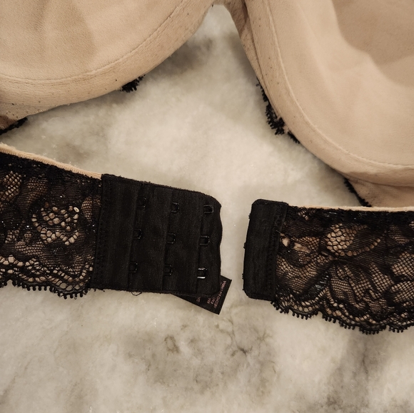 Fabulous by Victoria Secret Strapless Bra Leapord Print & Lace Size 34C - Picture 7 of 9